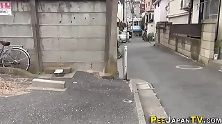 Asian relieves myself